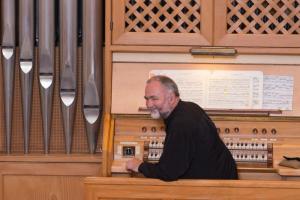 Malcolm Proud, organ